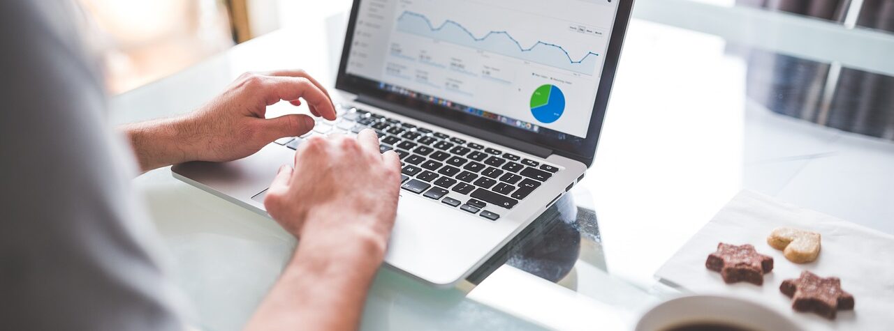 Benefits of Running an Online Business Benefits of Running an Online Business