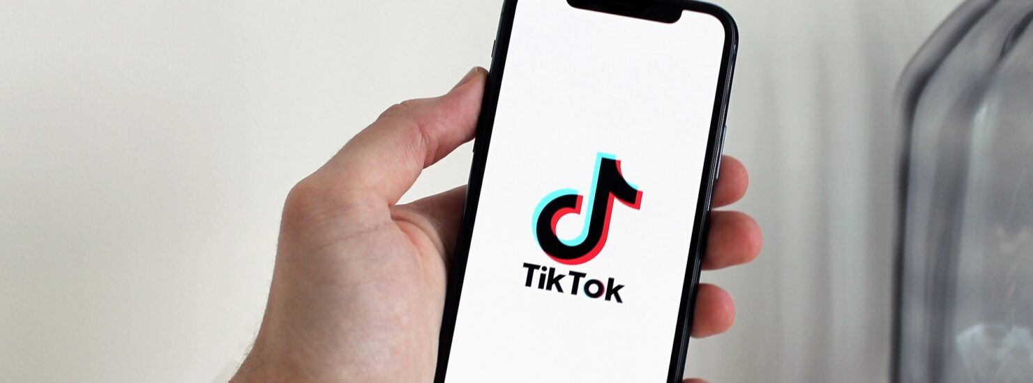 phone tiktok